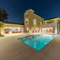 One Of A Kind Family Villa Over 17 K Plot | Dubai 🇦🇪