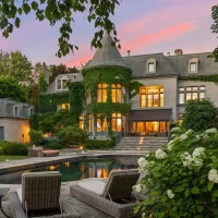 Discover Unparalleled Luxury In This French Provincial Estate | Toronto 🇨🇦
