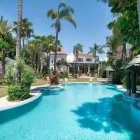 Modern Loft Style Villa Near Puerto Banús | Nueva Andalucia, Marbella 🇪🇸