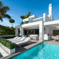 Luxury Villa With Sea Views And Spa In Puente Romano | Golden Mile, Andalusia  🇪🇸