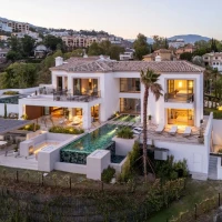Exceptional Modern Living In One Of La Quinta’s Most Exclusive Enclaves | Marbella 🇪🇸