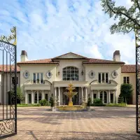 6 W Rivercrest Drive | Houston, TX 🇺🇸